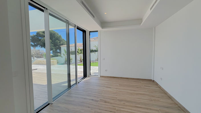 Image No.33-4 Bed House/Villa for sale