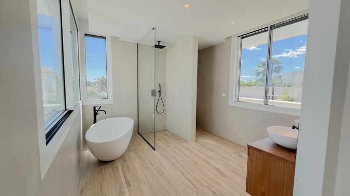 Image No.39-4 Bed House/Villa for sale