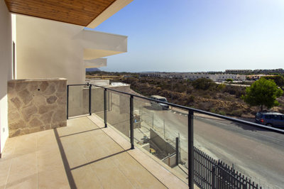Exterior 3