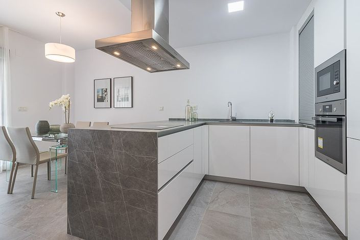 Image No.37-3 Bed Apartment for sale