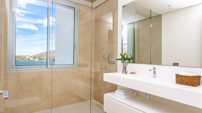 Image No.39-2 Bed Apartment for sale