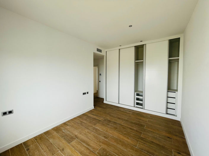 Image No.42-5 Bed House/Villa for sale