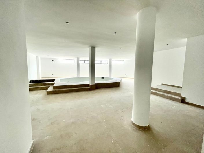 Image No.7-5 Bed House/Villa for sale