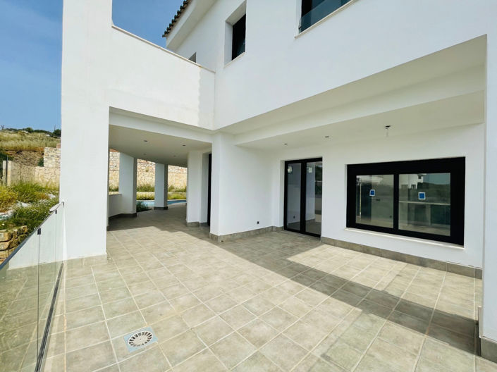 Image No.70-5 Bed House/Villa for sale