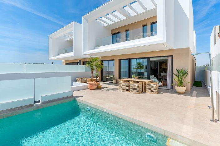 Image No.1-3 Bed House/Villa for sale