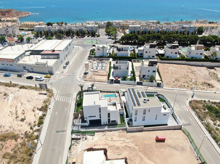 Image No.15-4 Bed House/Villa for sale