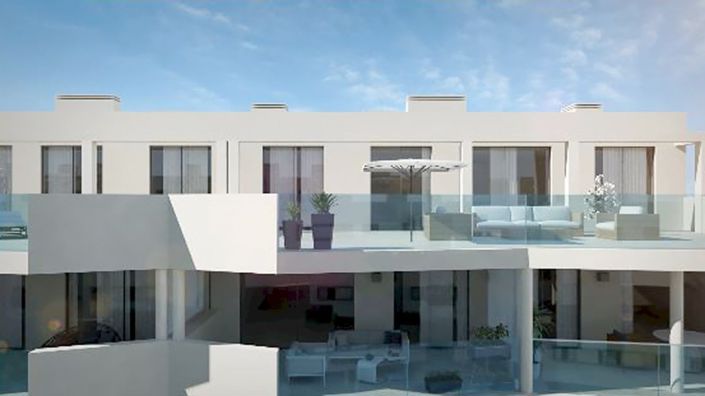 Image No.9-3 Bed Apartment for sale