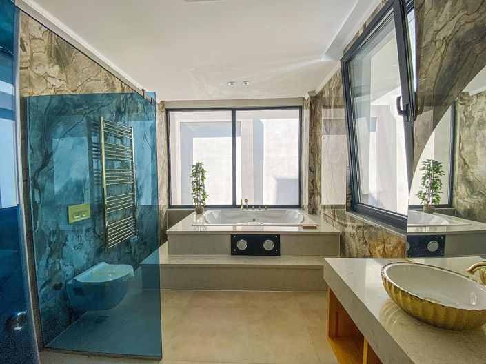 Image No.32-5 Bed House/Villa for sale