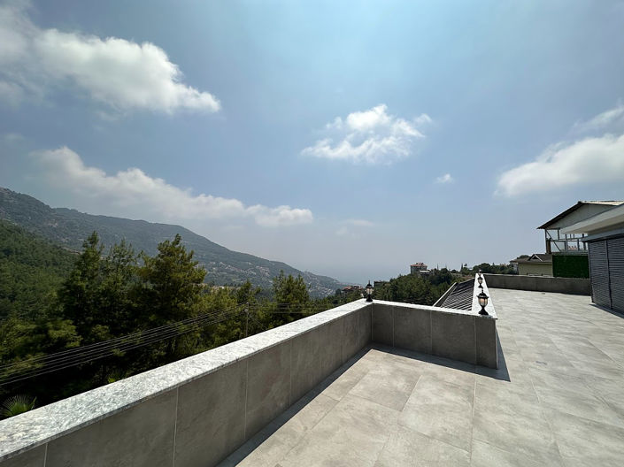 Image No.33-5 Bed House/Villa for sale