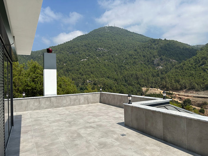 Image No.35-5 Bed House/Villa for sale