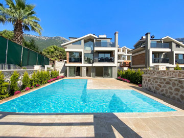 Exterior 7