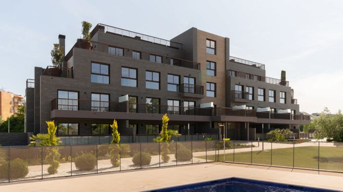 Image No.7-2 Bed Apartment for sale