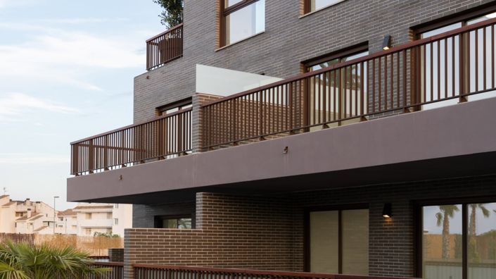 Image No.8-2 Bed Apartment for sale