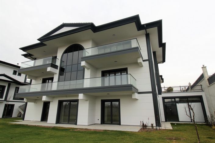 Image No.1-5 Bed House/Villa for sale