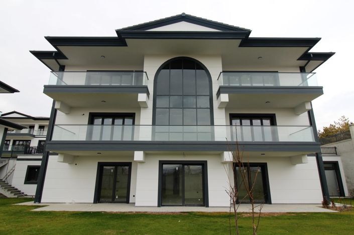 Image No.5-7 Bed House/Villa for sale