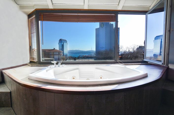 Image No.2-20 Bed Commercial for sale