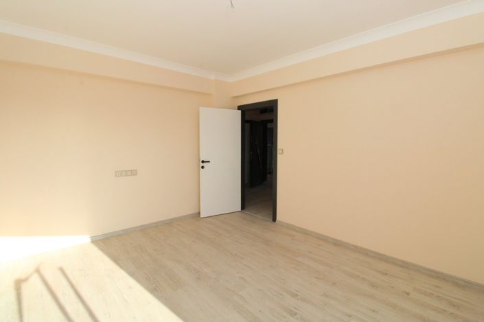 Image No.12-3 Bed Apartment for sale