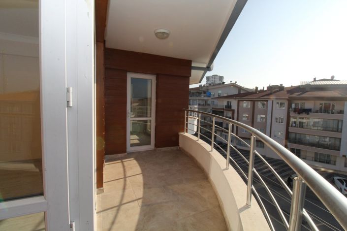 Image No.17-3 Bed Apartment for sale