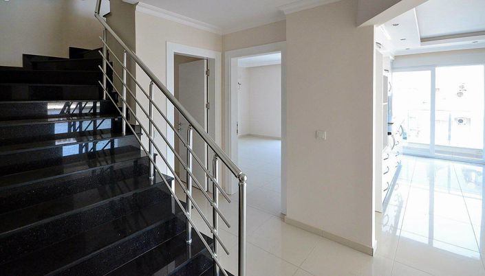 Image No.28-2 Bed Apartment for sale