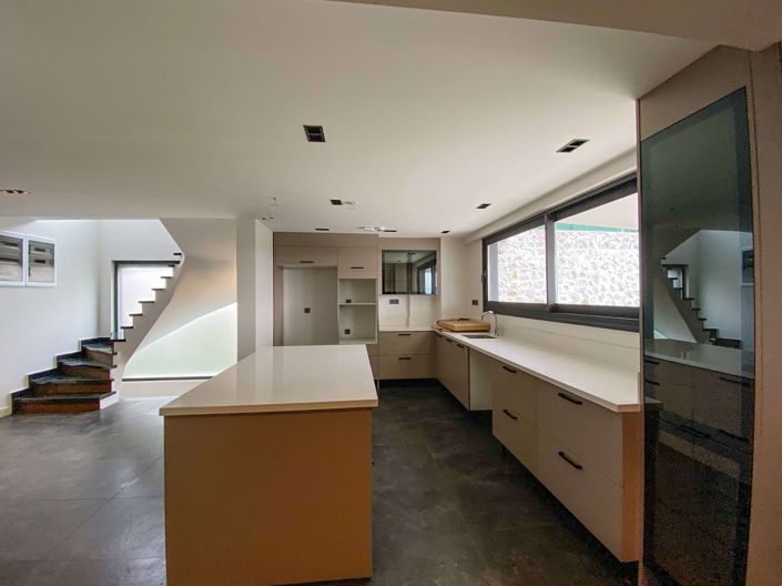 Image No.20-4 Bed House/Villa for sale