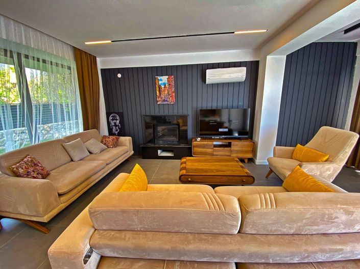 Image No.9-4 Bed House/Villa for sale