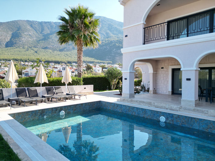 Image No.3-4 Bed House/Villa for sale