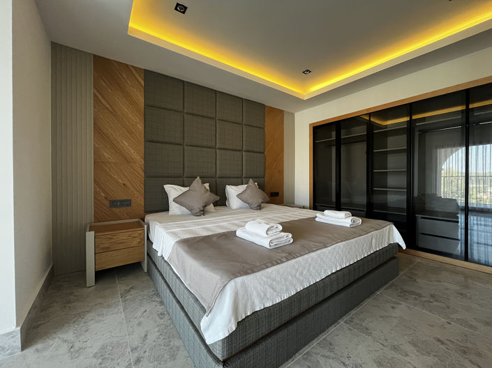 Image No.40-4 Bed House/Villa for sale