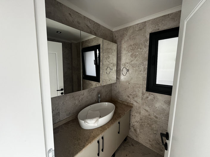 Image No.44-4 Bed House/Villa for sale