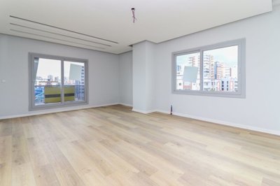 Interior 3