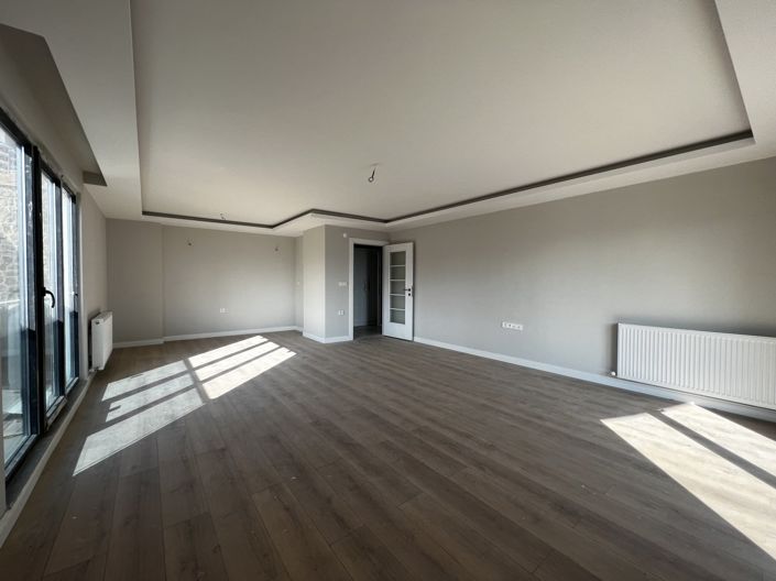 Image No.13-3 Bed Apartment for sale