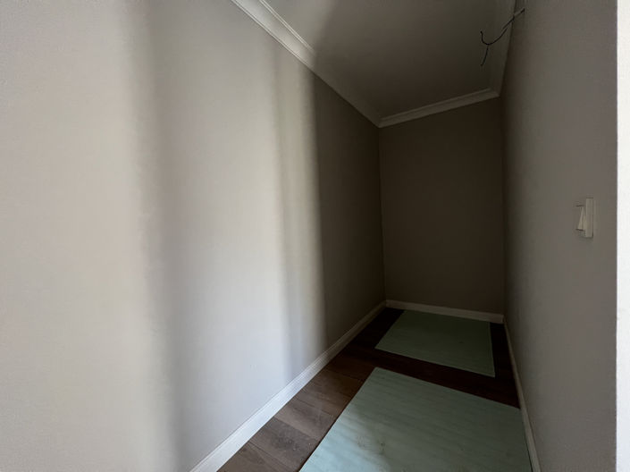 Image No.18-3 Bed Apartment for sale