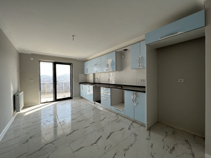 Image No.27-3 Bed Apartment for sale