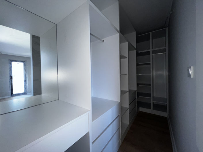 Image No.29-3 Bed Apartment for sale