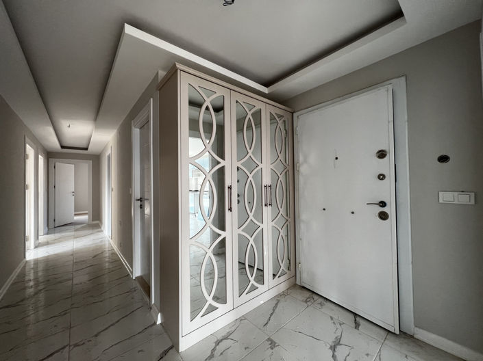 Image No.30-3 Bed Apartment for sale