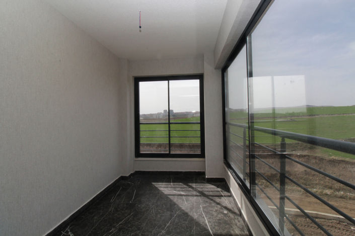 Image No.24-4 Bed Apartment for sale