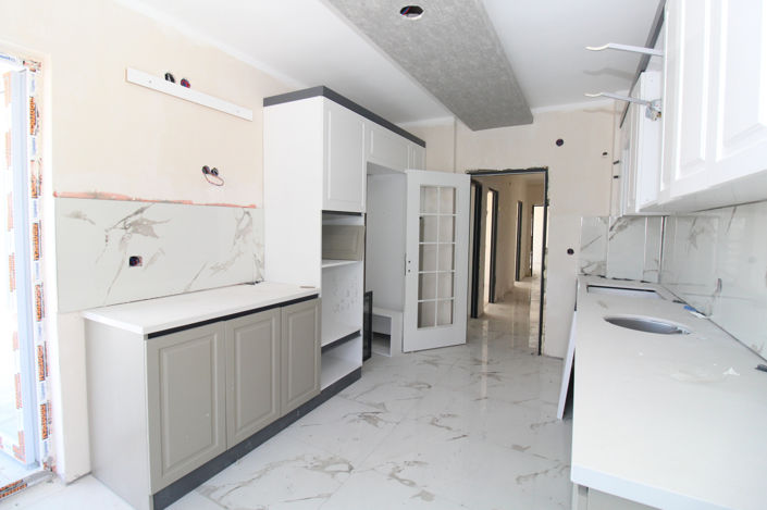 Image No.11-4 Bed Apartment for sale