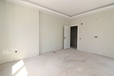 Interior 7