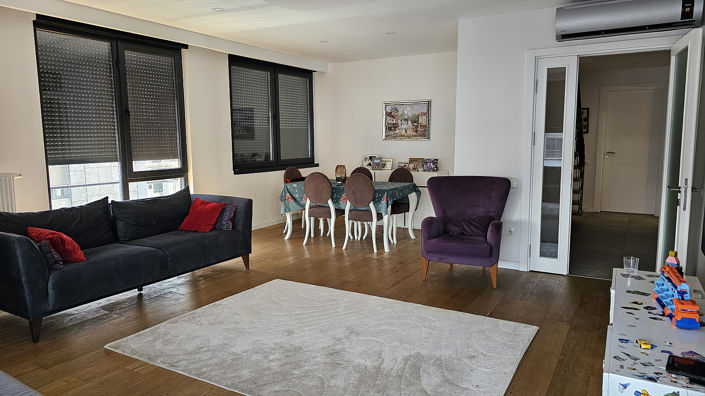 Image No.16-5 Bed Apartment for sale