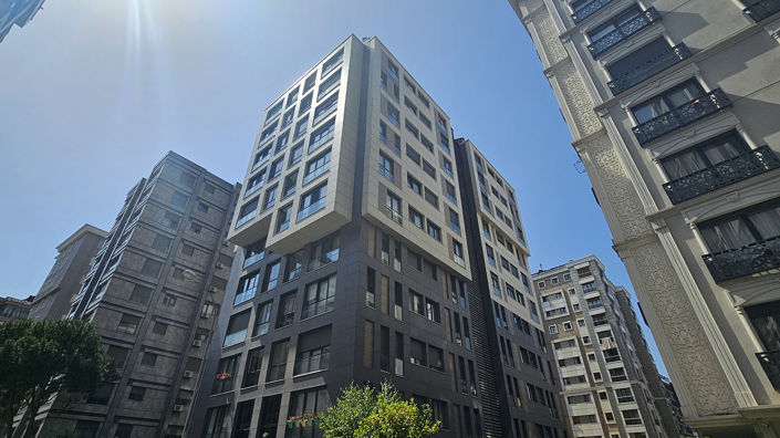 Image No.2-5 Bed Apartment for sale