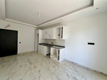 Interior 3