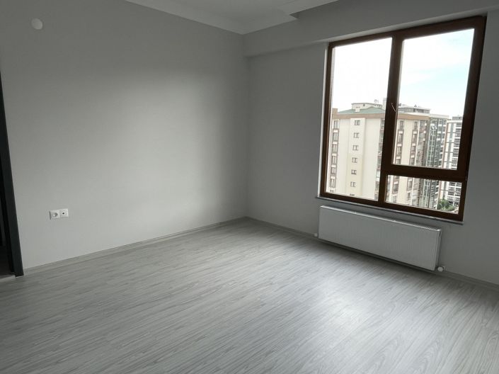 Image No.21-4 Bed Apartment for sale