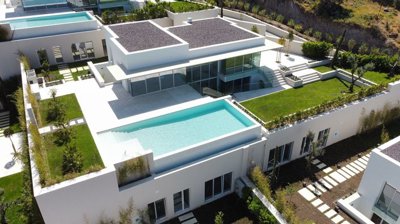Exterior 10
