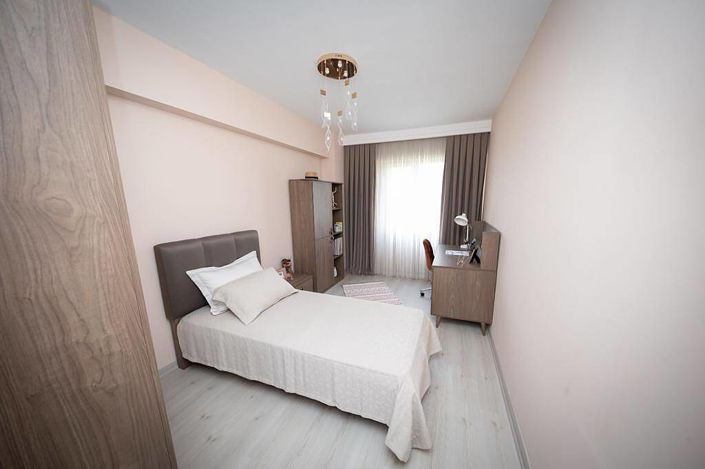 Image No.14-2 Bed Apartment for sale