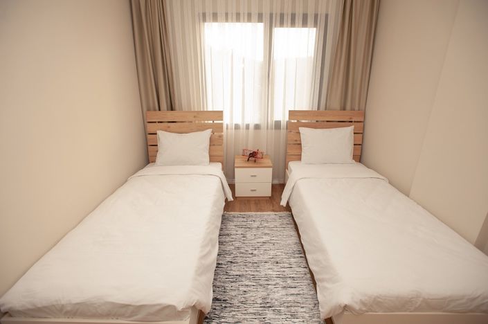 Image No.18-4 Bed Apartment for sale