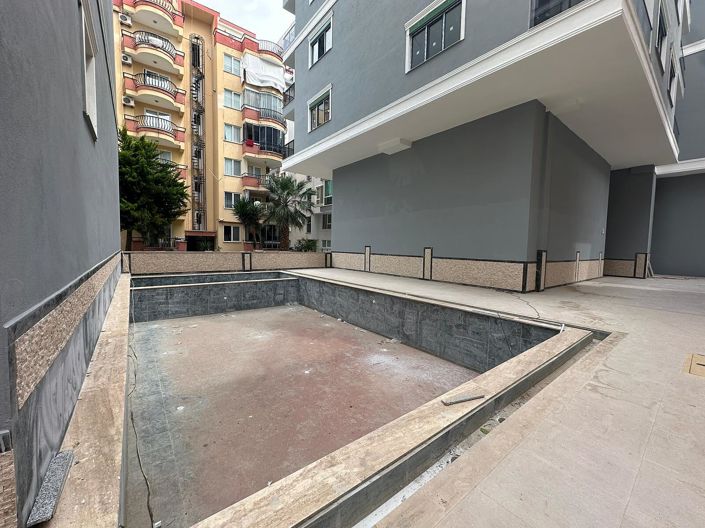 Image No.20-2 Bed Apartment for sale