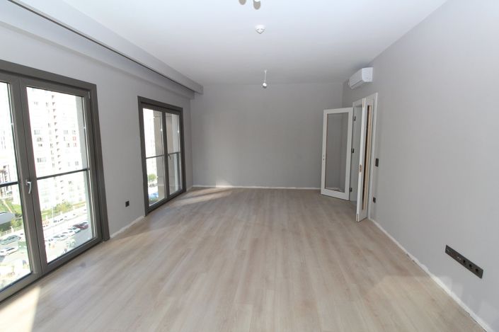 Image No.4-3 Bed Apartment for sale