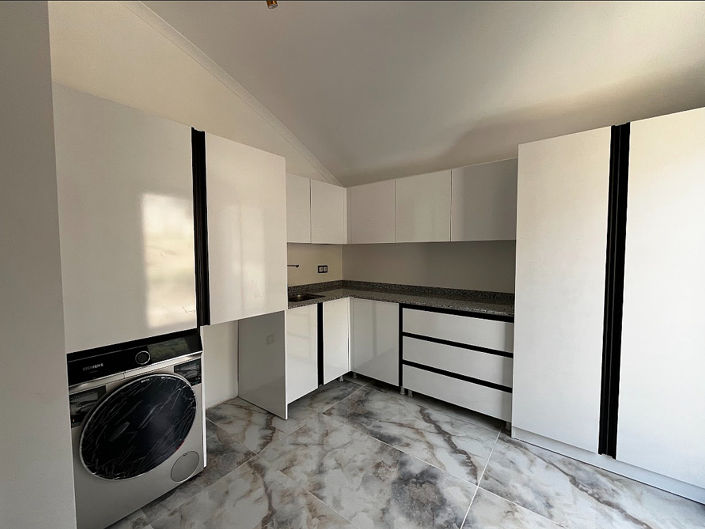 Image No.16-5 Bed House/Villa for sale