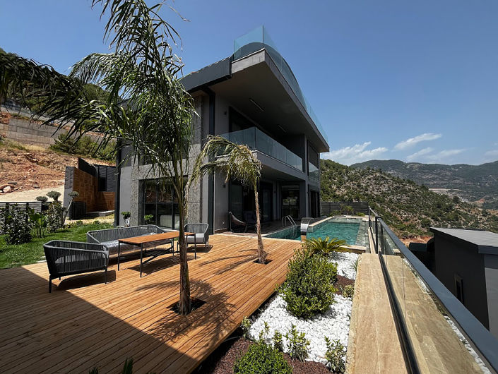 Image No.3-5 Bed House/Villa for sale