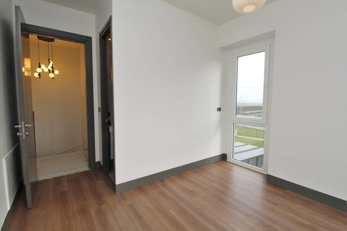 Image No.28-5 Bed House/Villa for sale