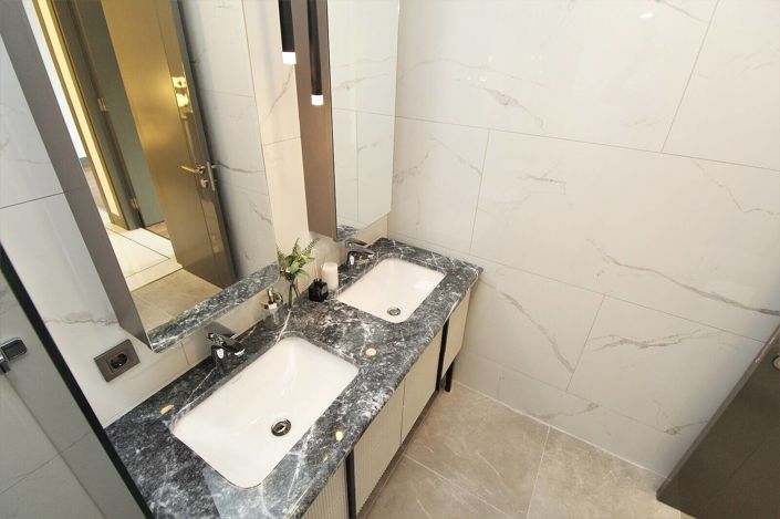 Image No.40-5 Bed House/Villa for sale